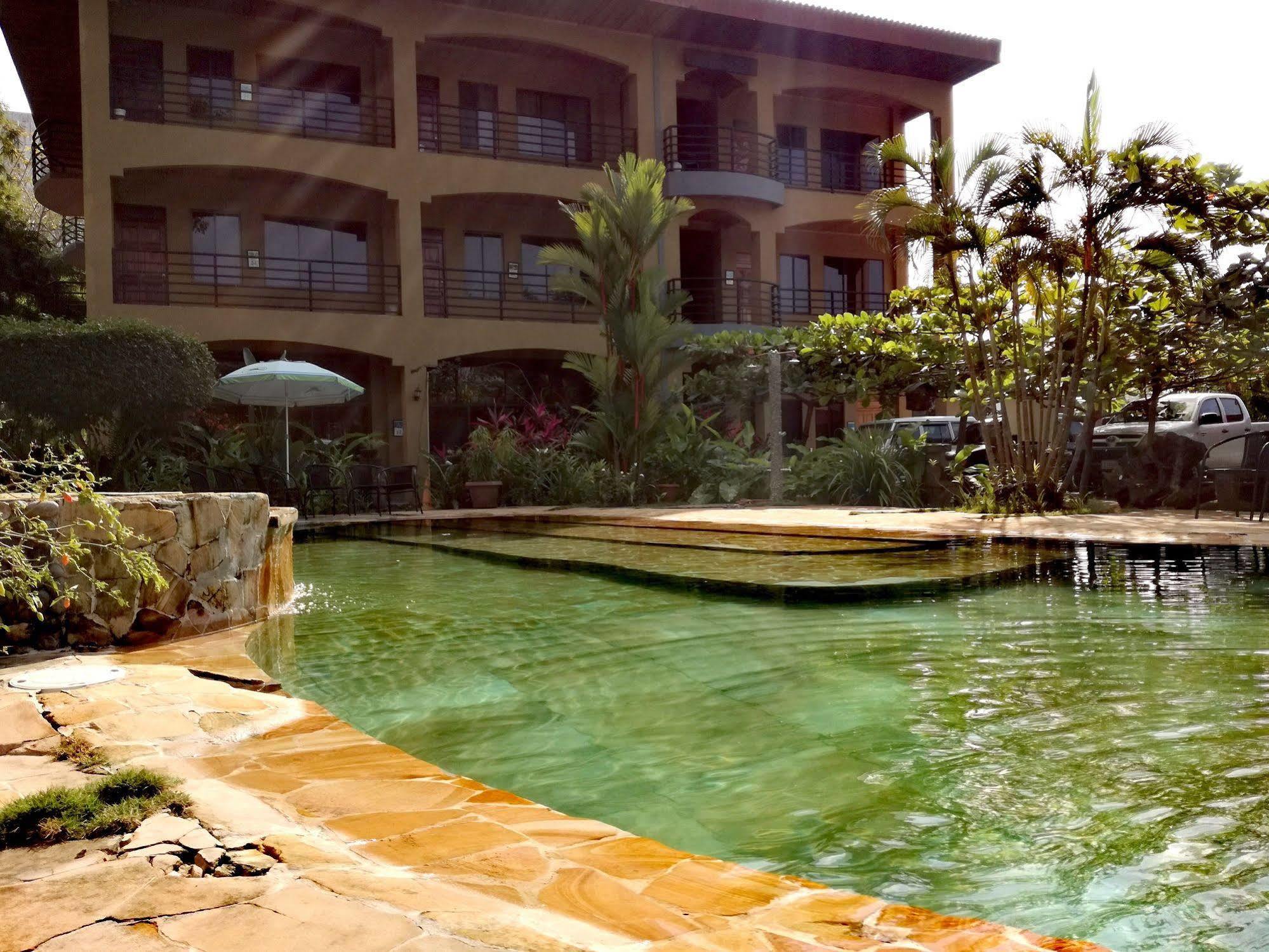 Pacifico Loft Hotel