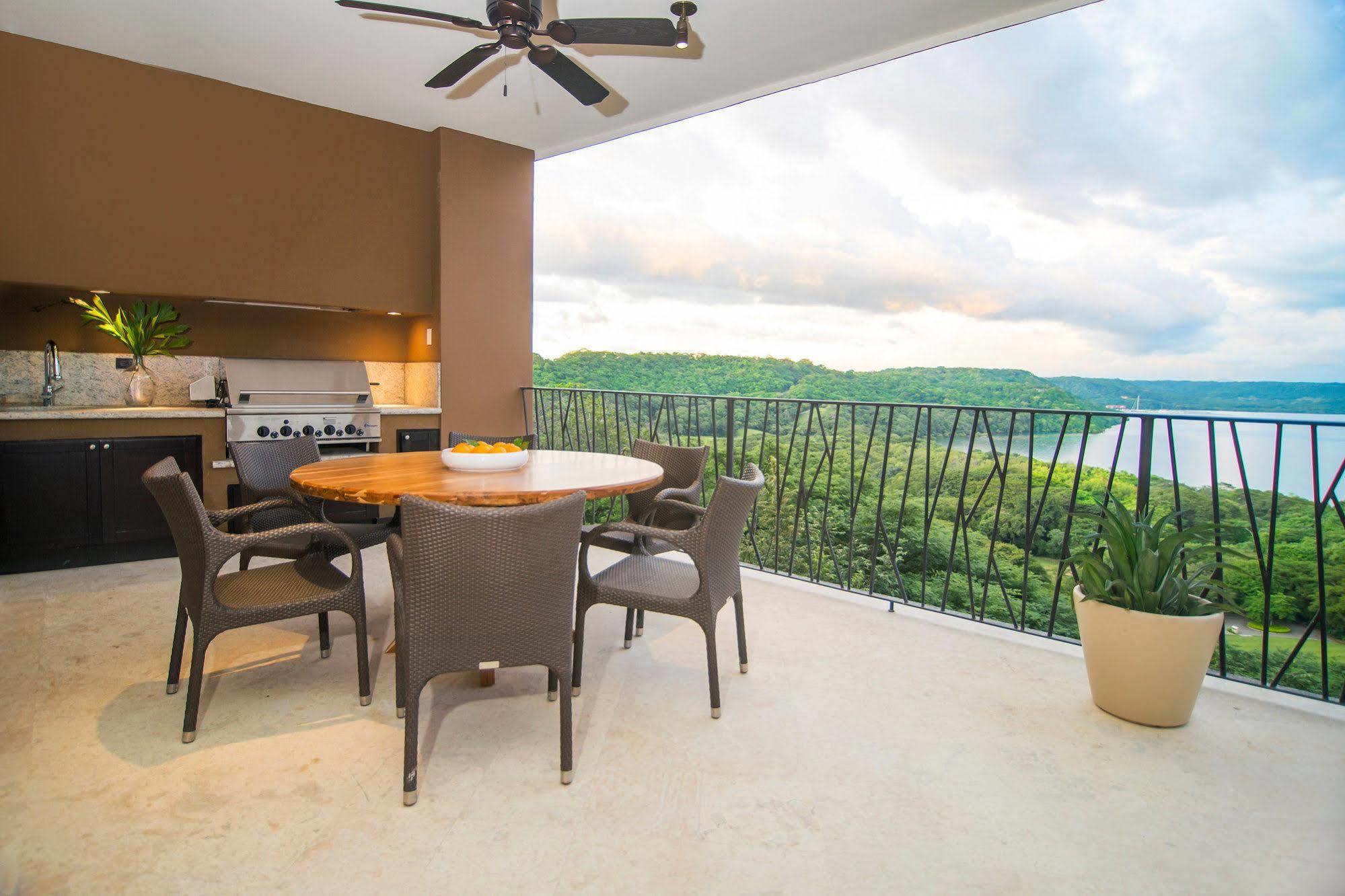 Hotel Papagayo Luxury