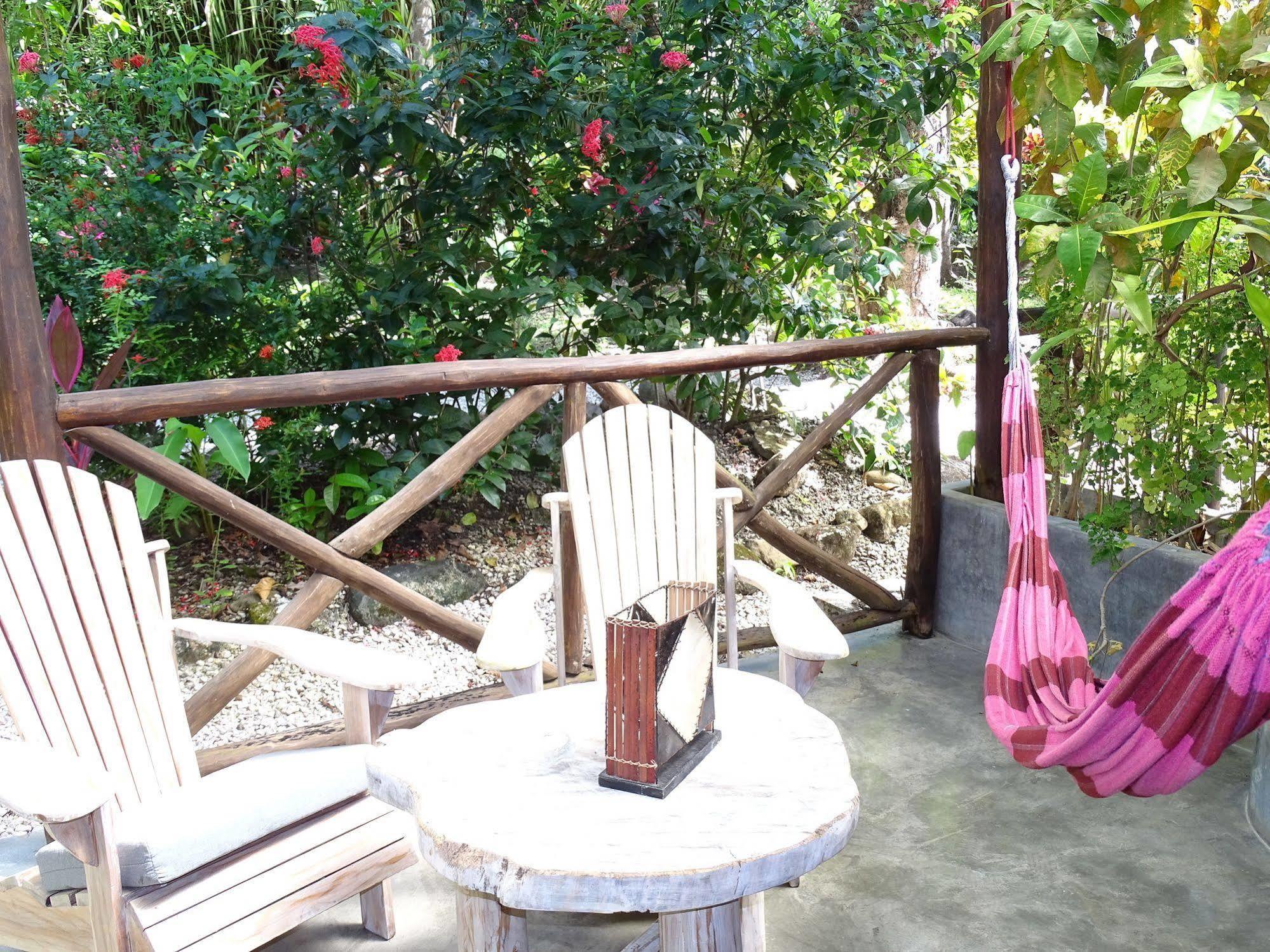 Hotel Indigo Yoga Surf