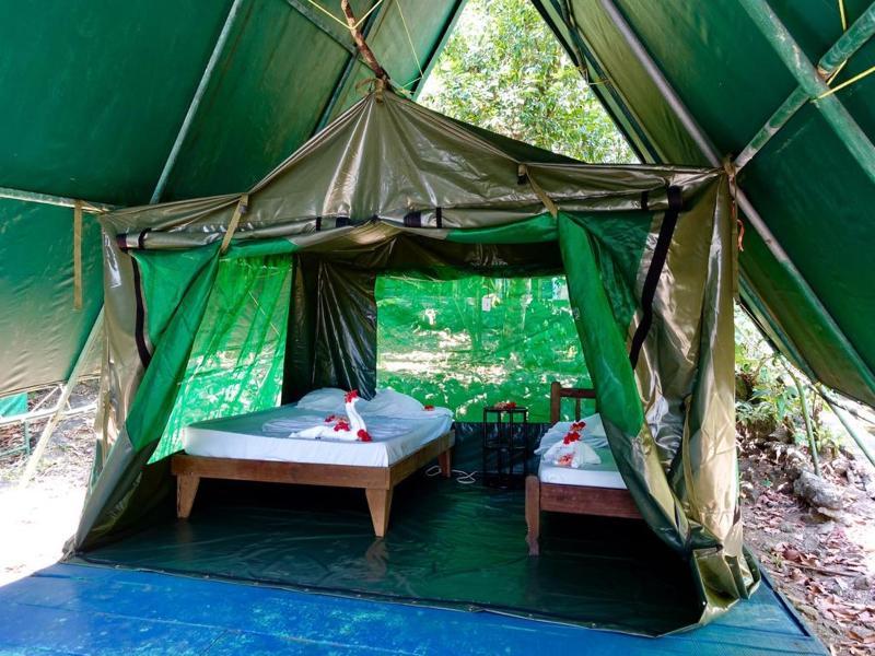 Hotel Corcovado Adventures Tent Camp *