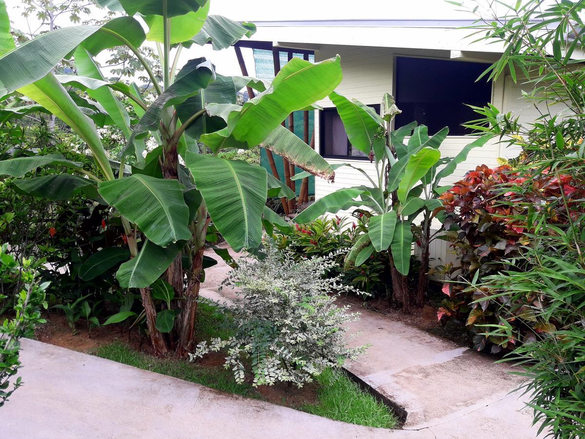 Eden Tica Bed & Breakfast Uvita