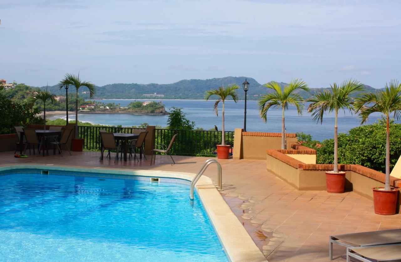 Suites Presidenciales Apartment Playa Flamingo
