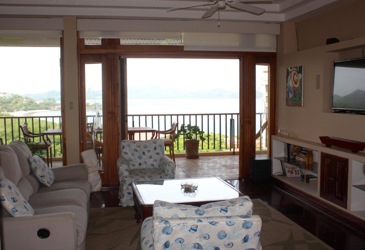 Suites Presidenciales Apartment Playa Flamingo