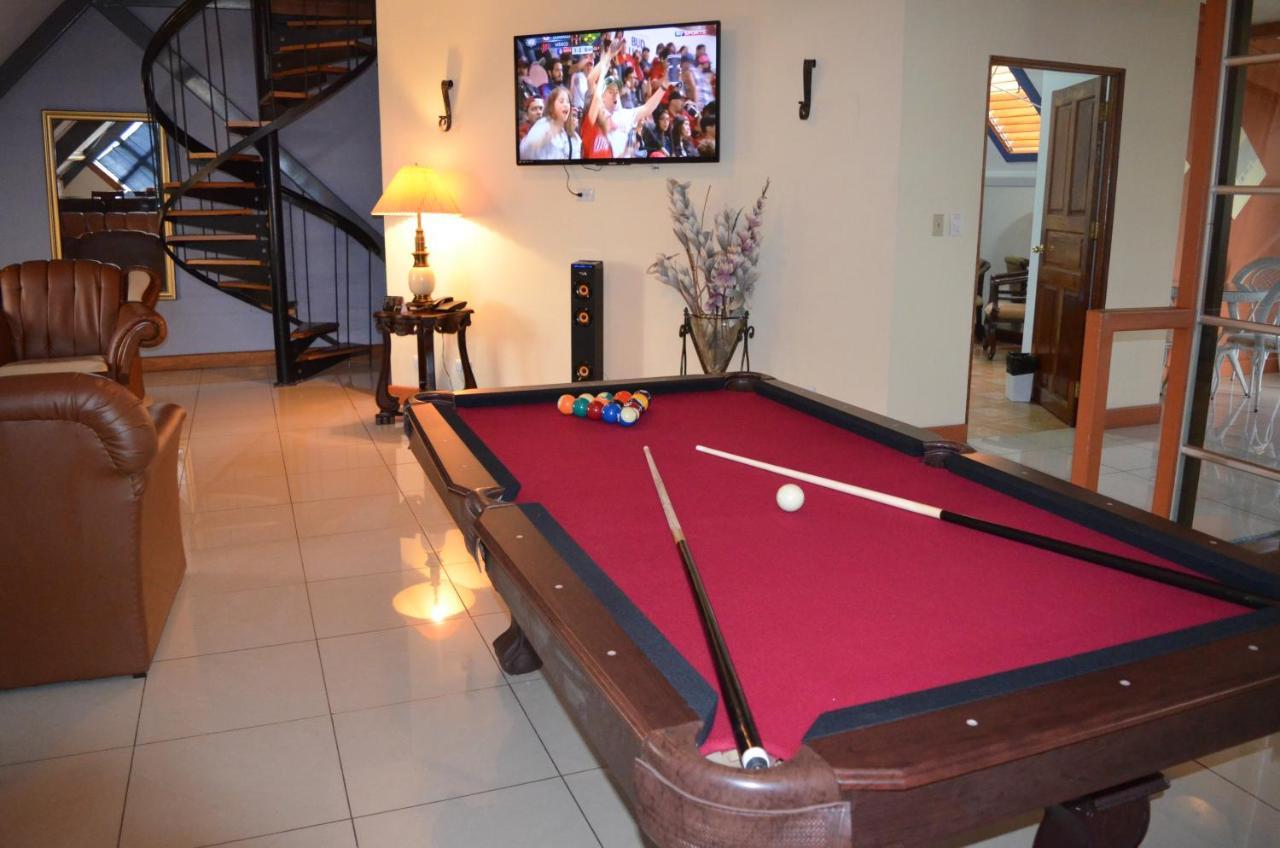 Sportsmens - Gentlemen's Club (adults Only) Hotel