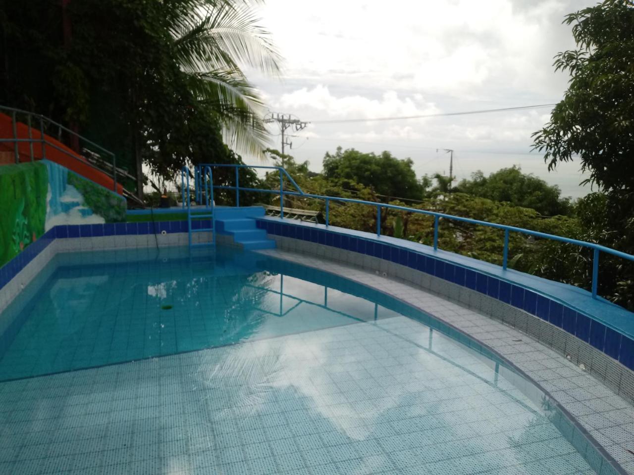 Vista Real 2*