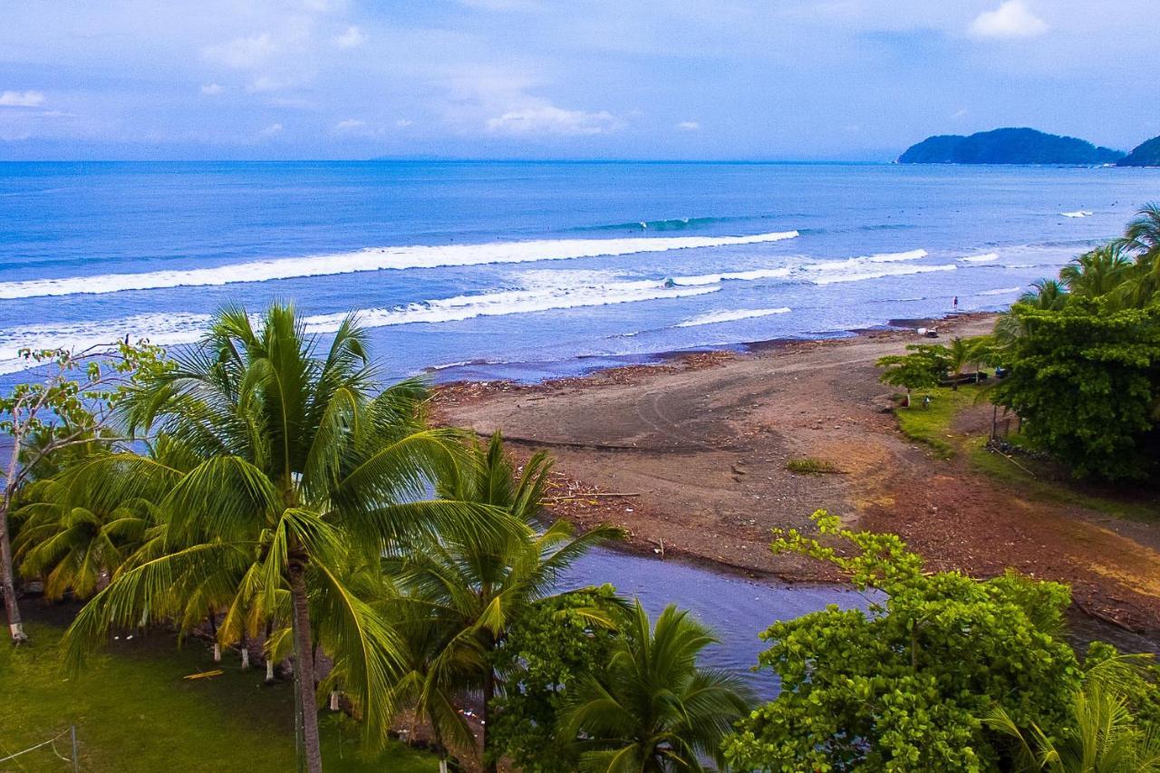 Hotel Break & Cr Surf Camp