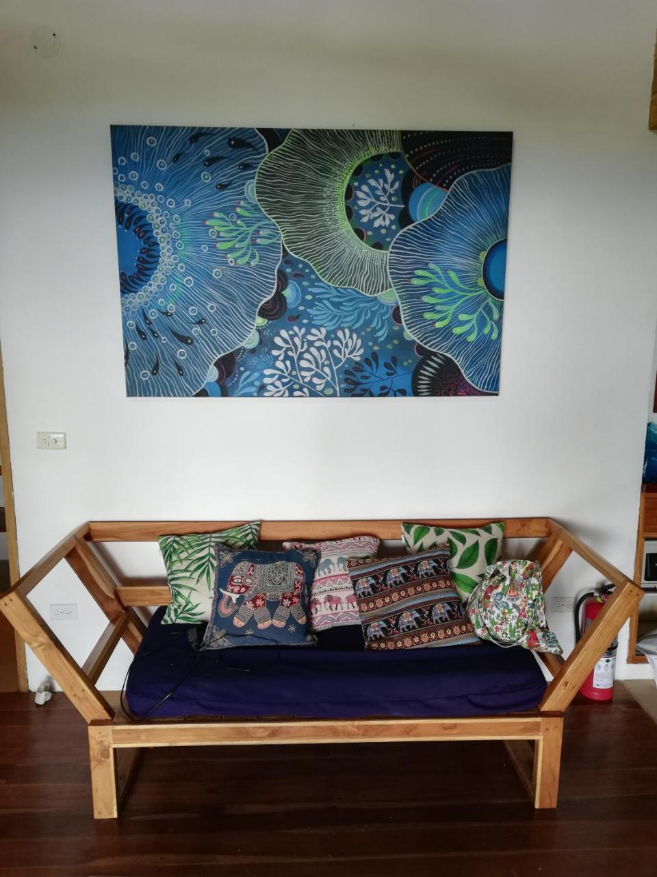Madera Vista North Santa Teresa * Santiago (Puntarenas)