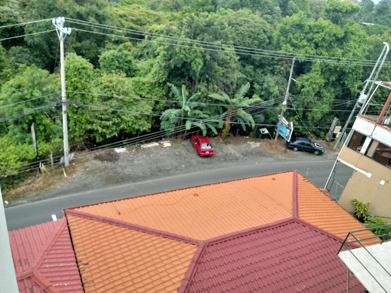 Inn Vista Real