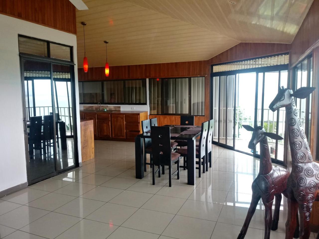 Vista Real Inn