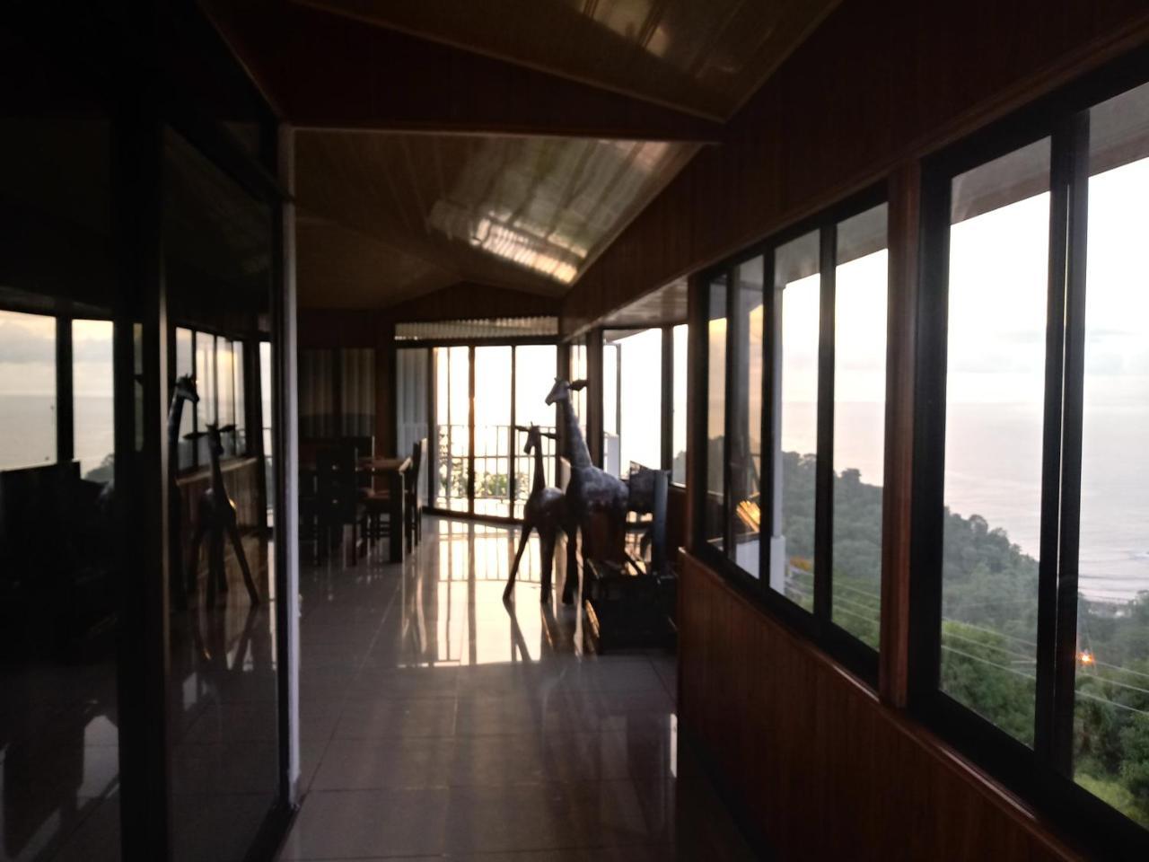 Vista Real