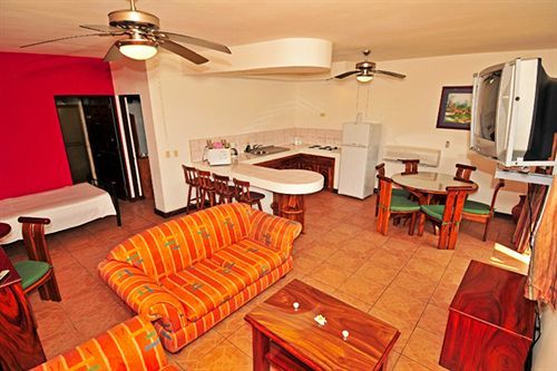 On The Park Hotel 2*