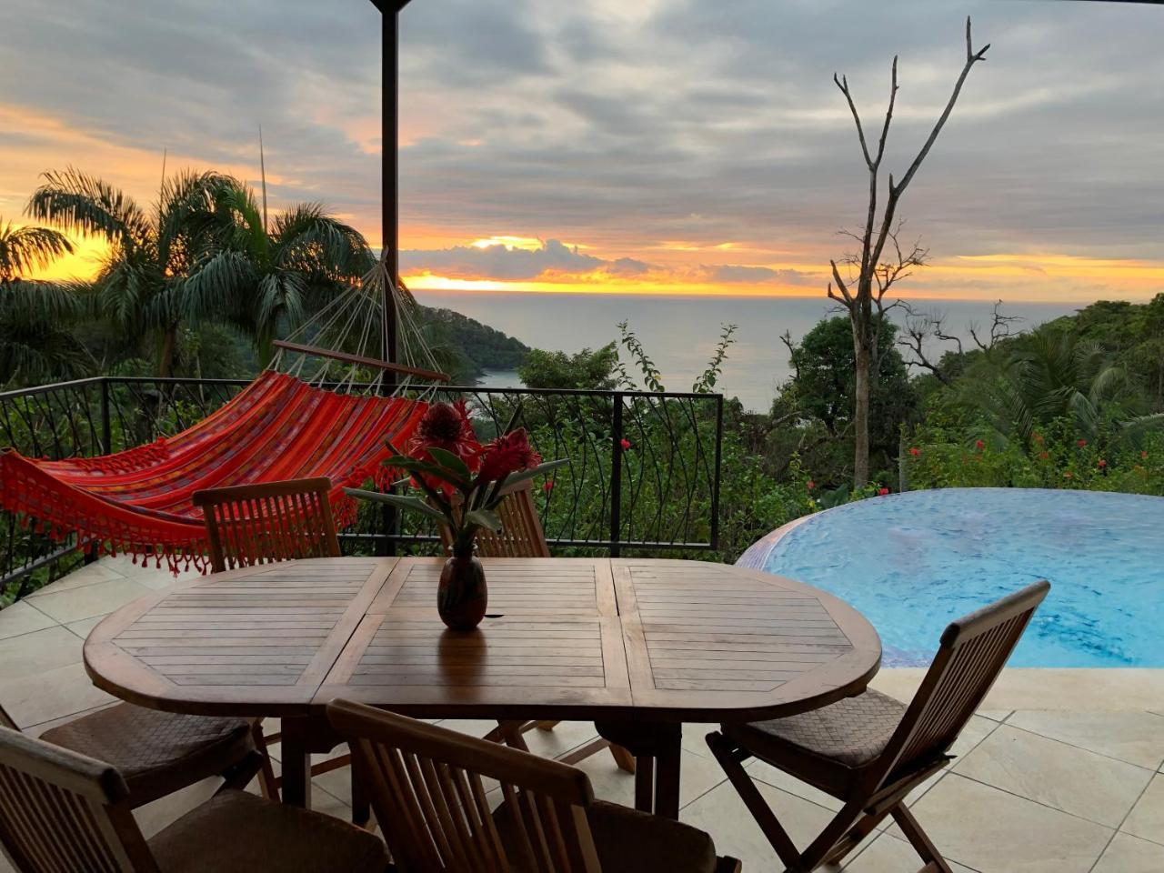 Camila 1 - Ocean, Nature, Relax, Central Holiday home Manuel Antonio