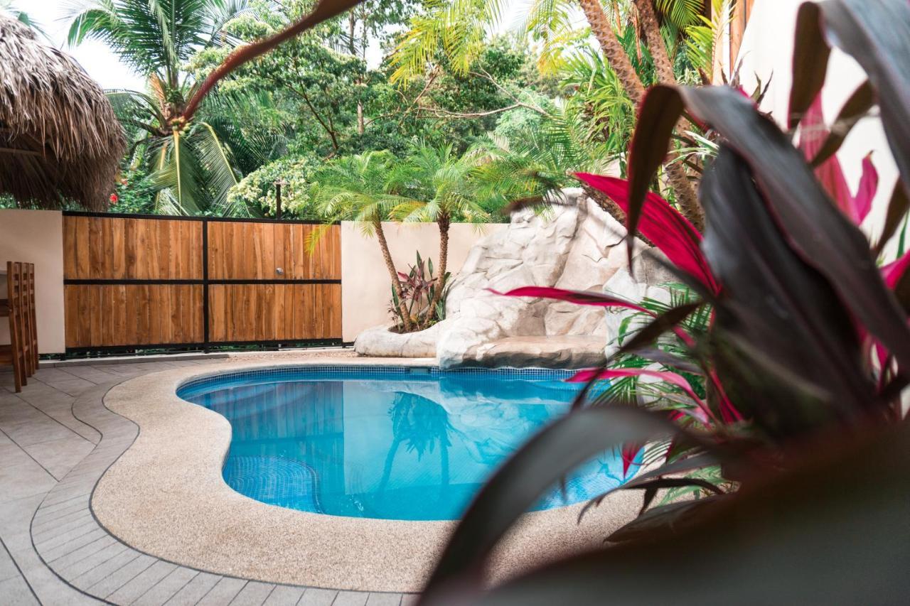 Classy Palms Villa *