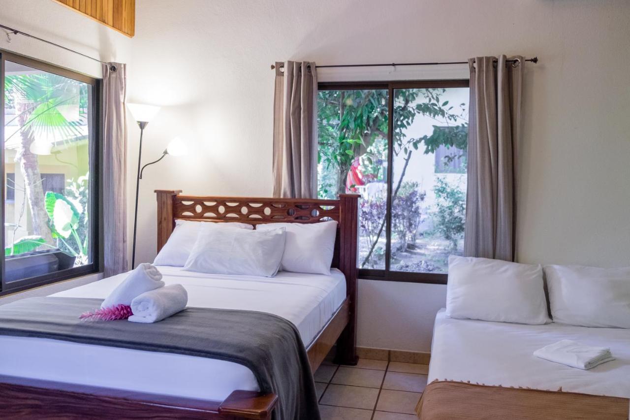 Zula Hotel Playa Santa Teresa (Puntarenas)