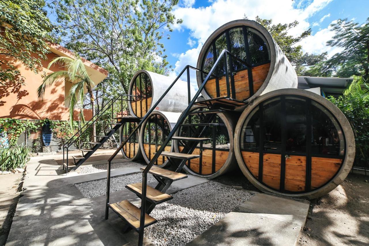 Hostel Pipe House