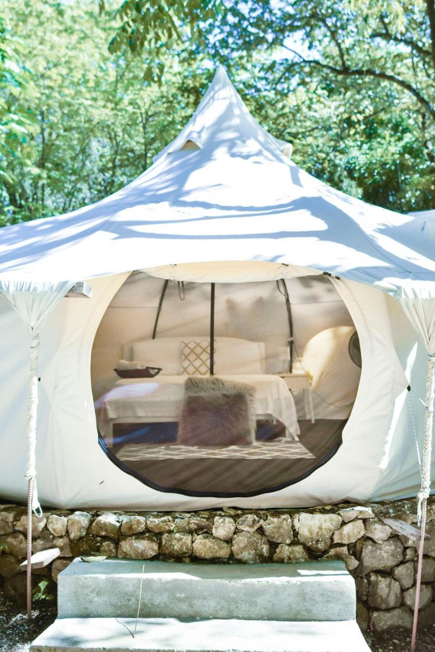 Luxury tent Driftwood Glamping & Boutique Playa Guiones