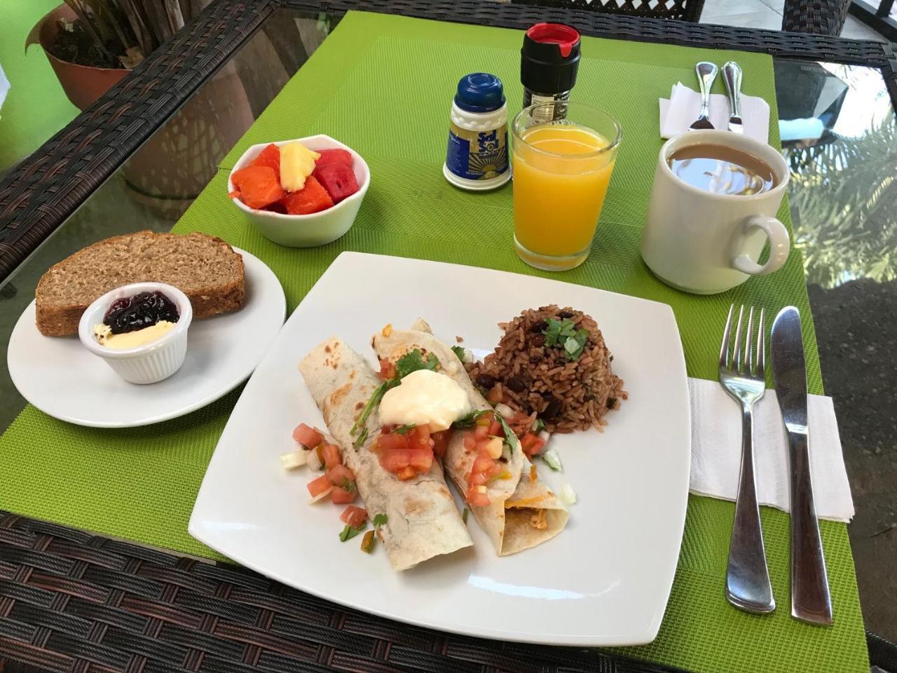 Hotel Tamarindo Village Hotel Tamarindo