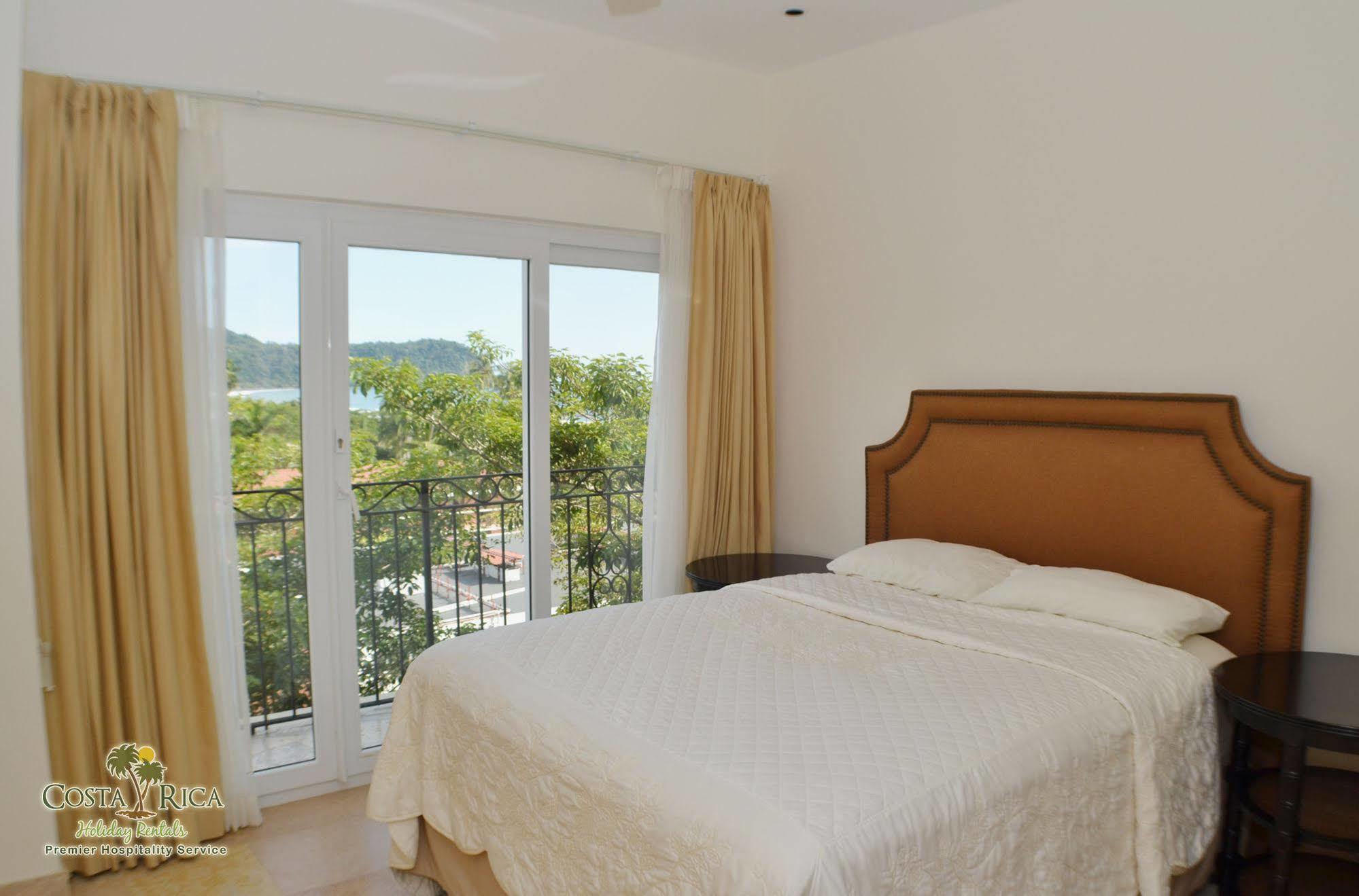 Acqua Residences 3*