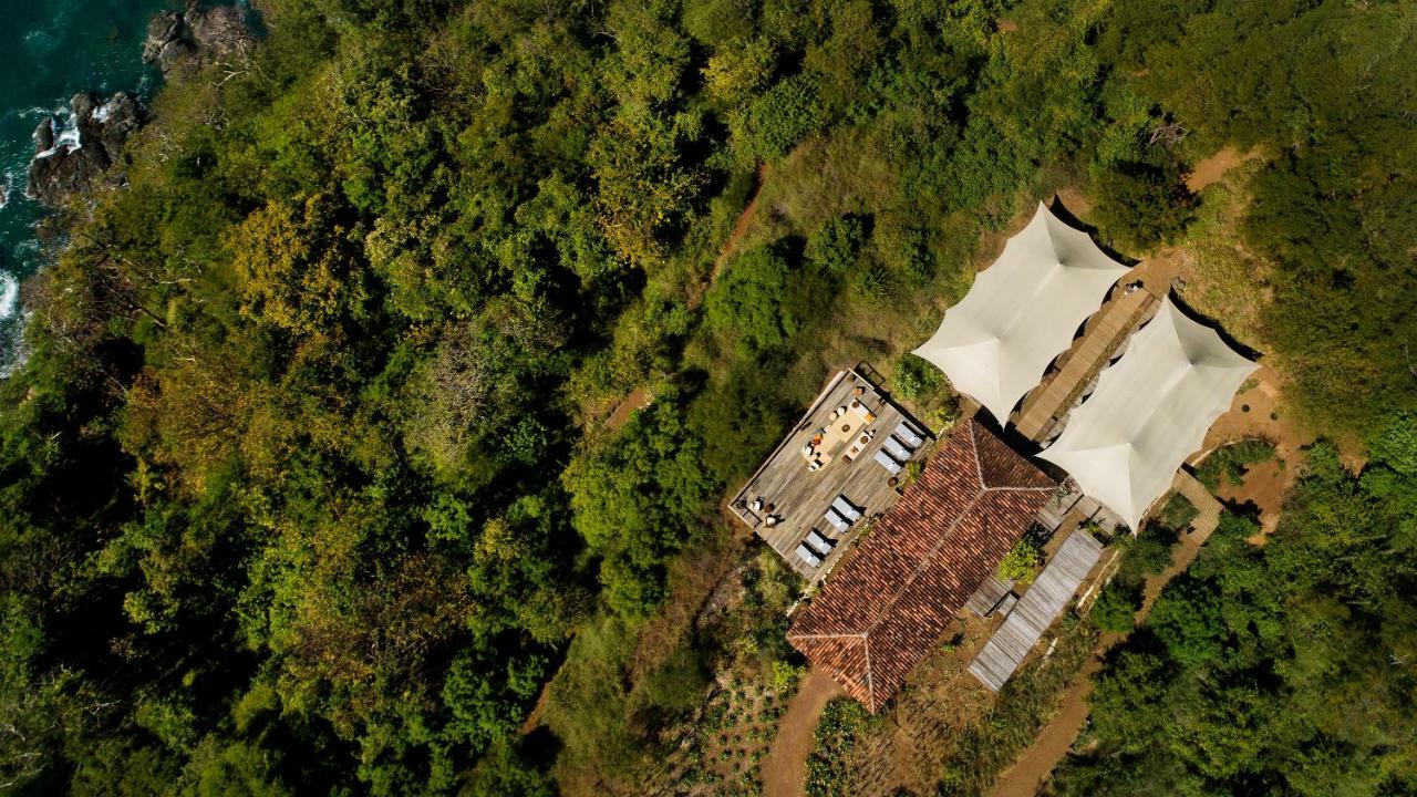 Kasiiya Papagayo Luxury tent