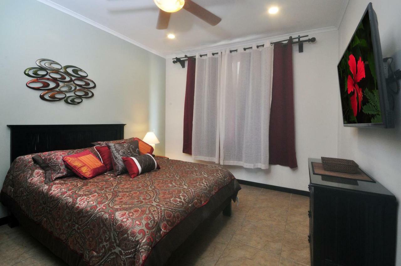The Palms 1001 Penthouse On The