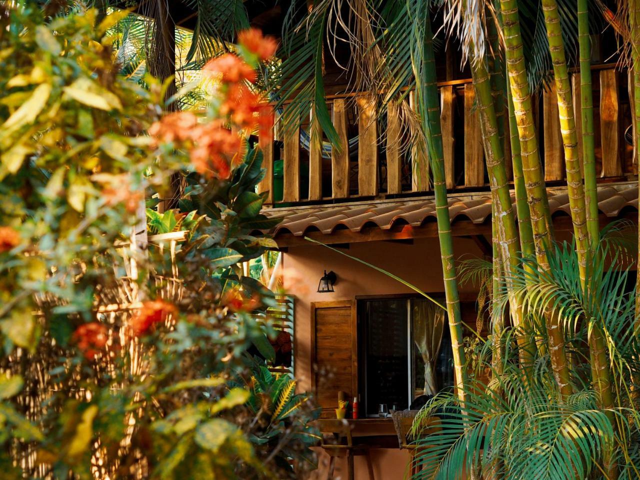 Hostel Salty Enthusiasts Share House &