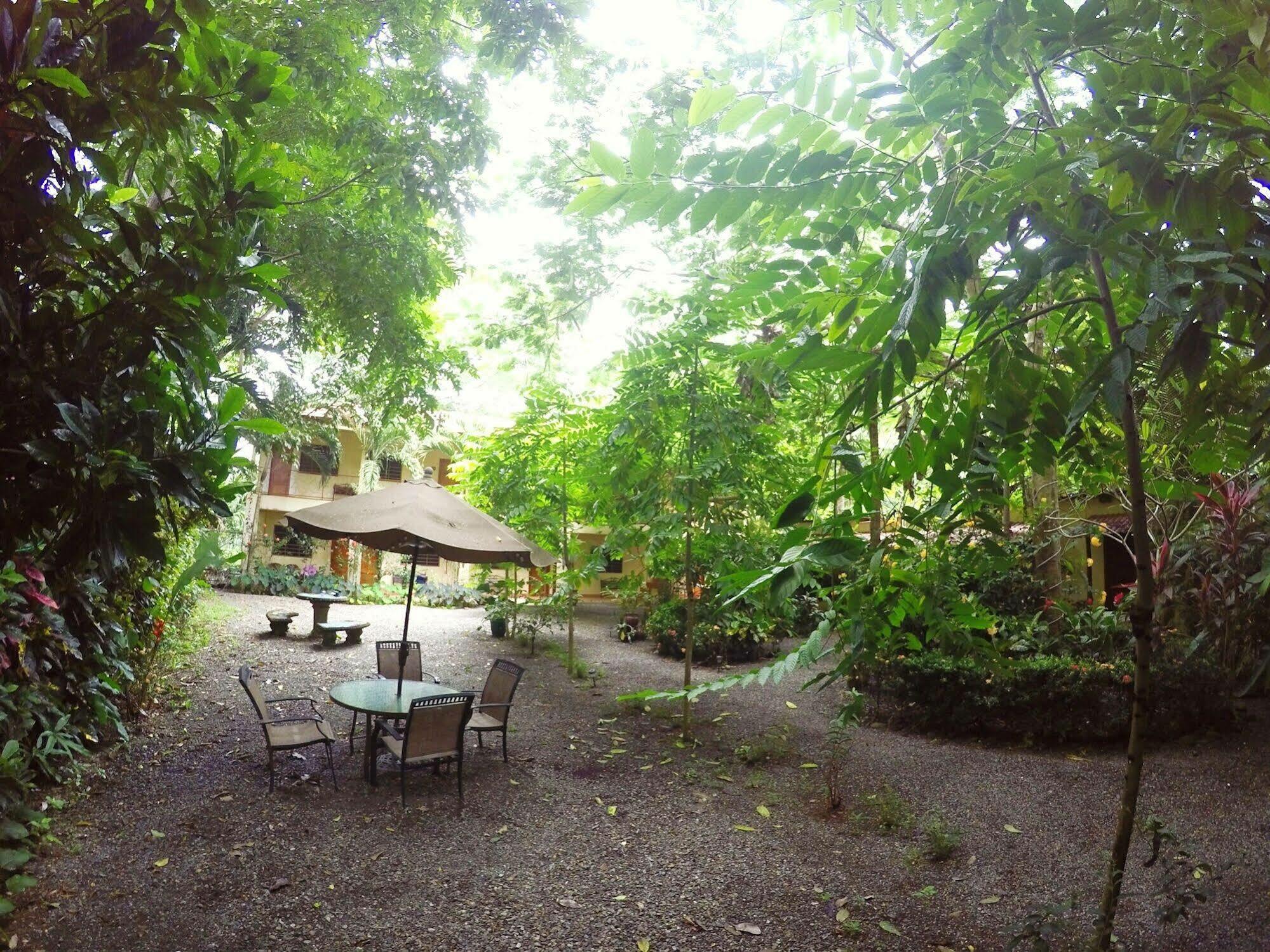 Tropical Sands Eco 2*