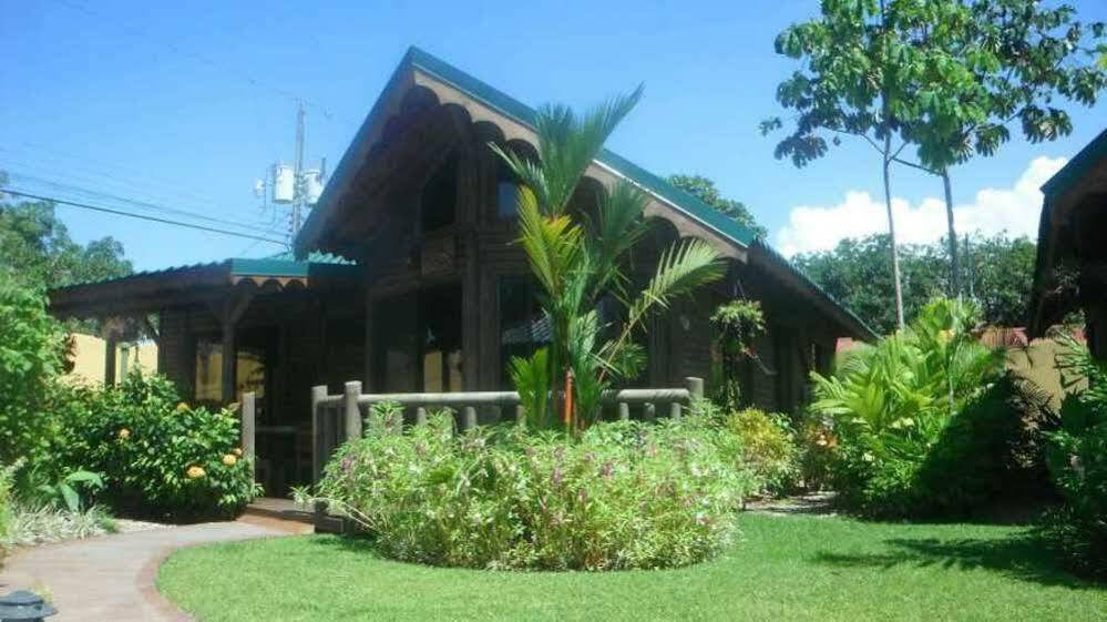 Hotel Ballena
