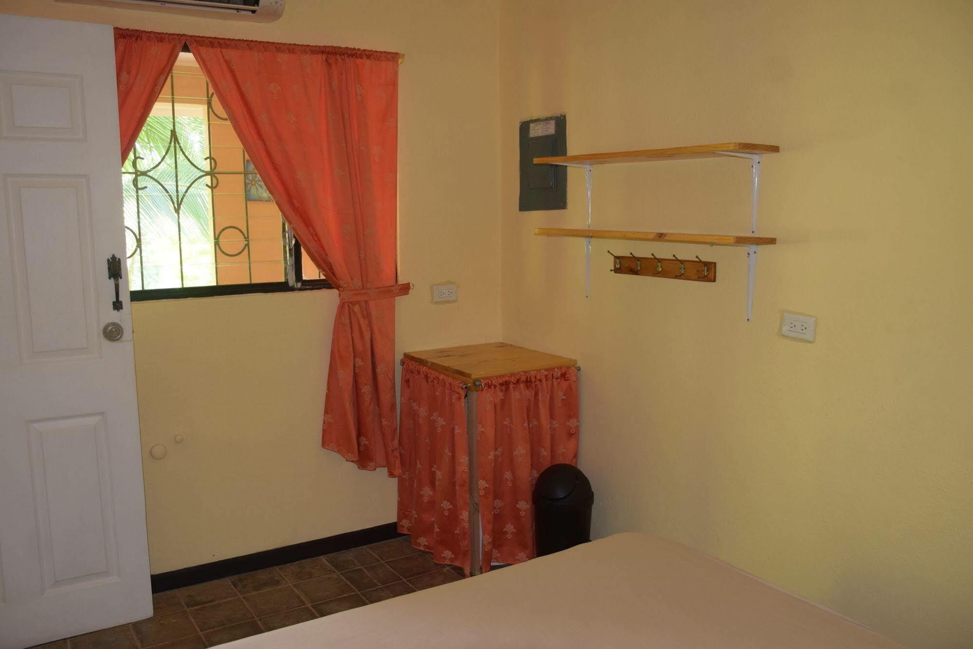 Hostel Casa Pura Vida Surf - Costa Rica Tamarindo