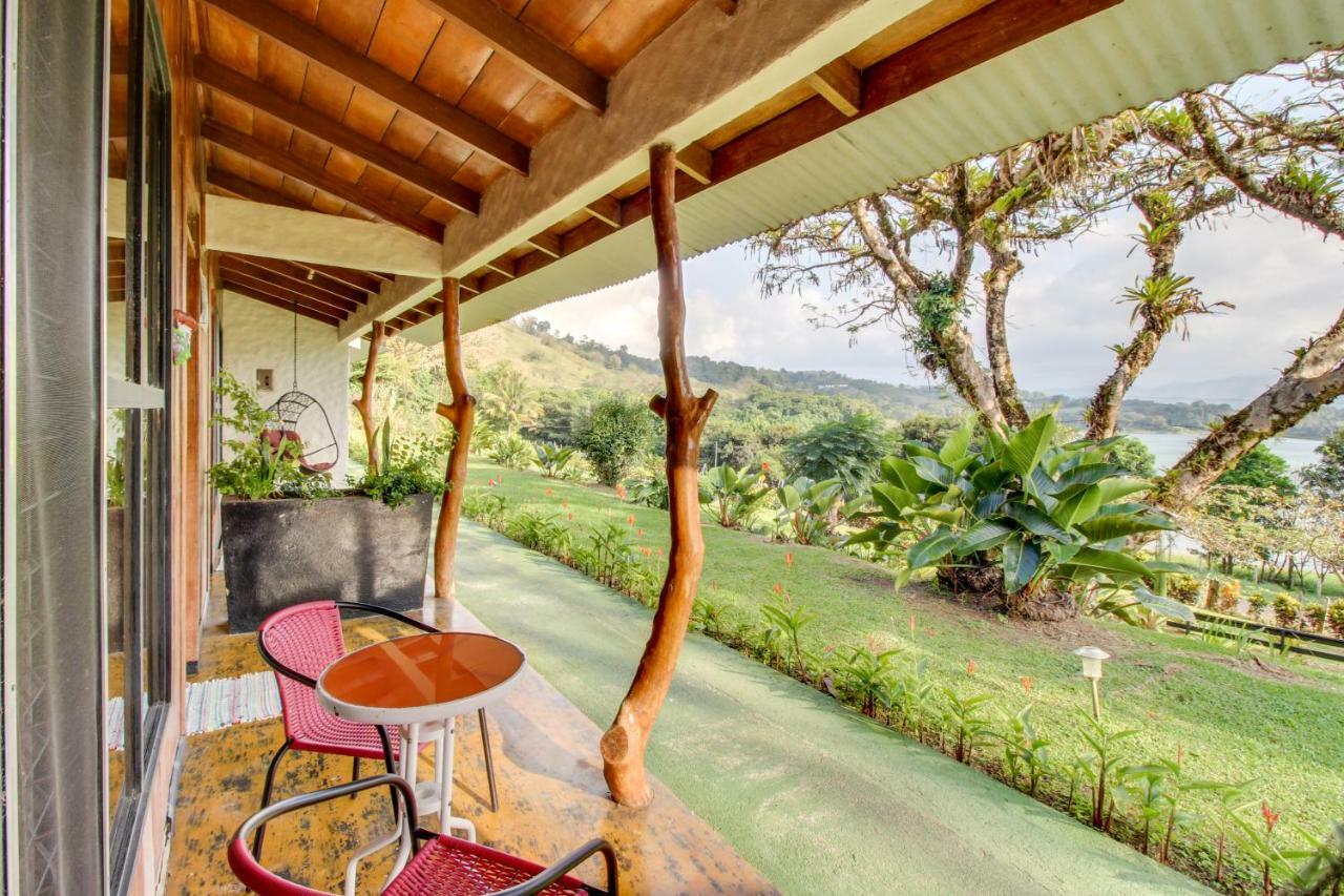 Hotel Arenal Volcano Lake