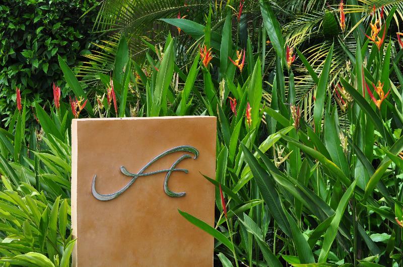 Alma Del Pacifico & Hotel 4*