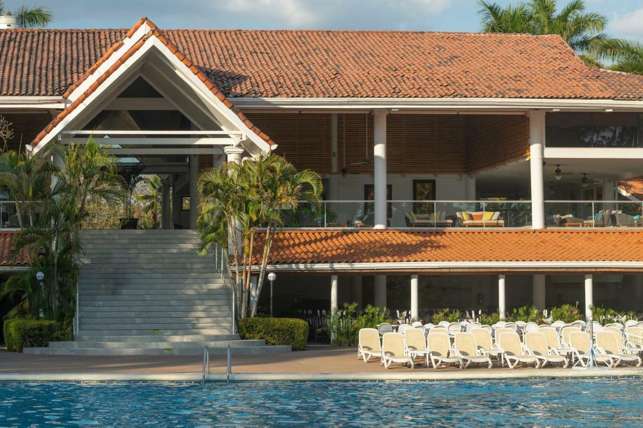 Occidental Resort 5*