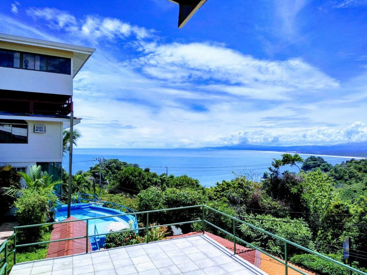 Vista Real Inn 2*