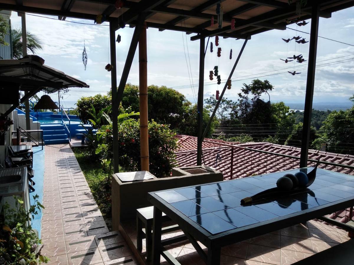 Vista Real Inn 2*