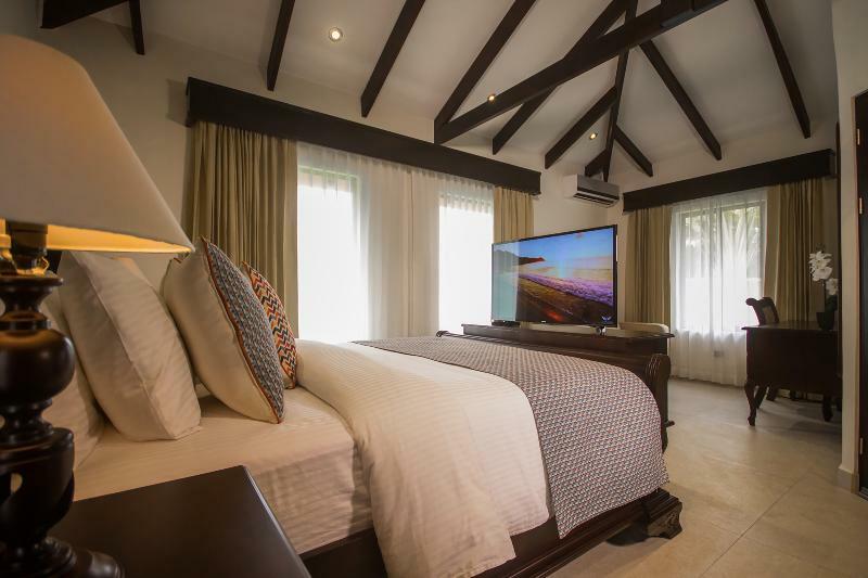 Monterey Del Mar Hotel 3*