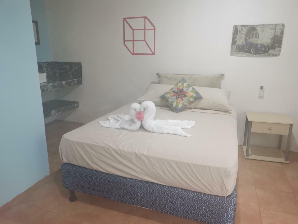 Cabinas Cafe Del Mar Hotel