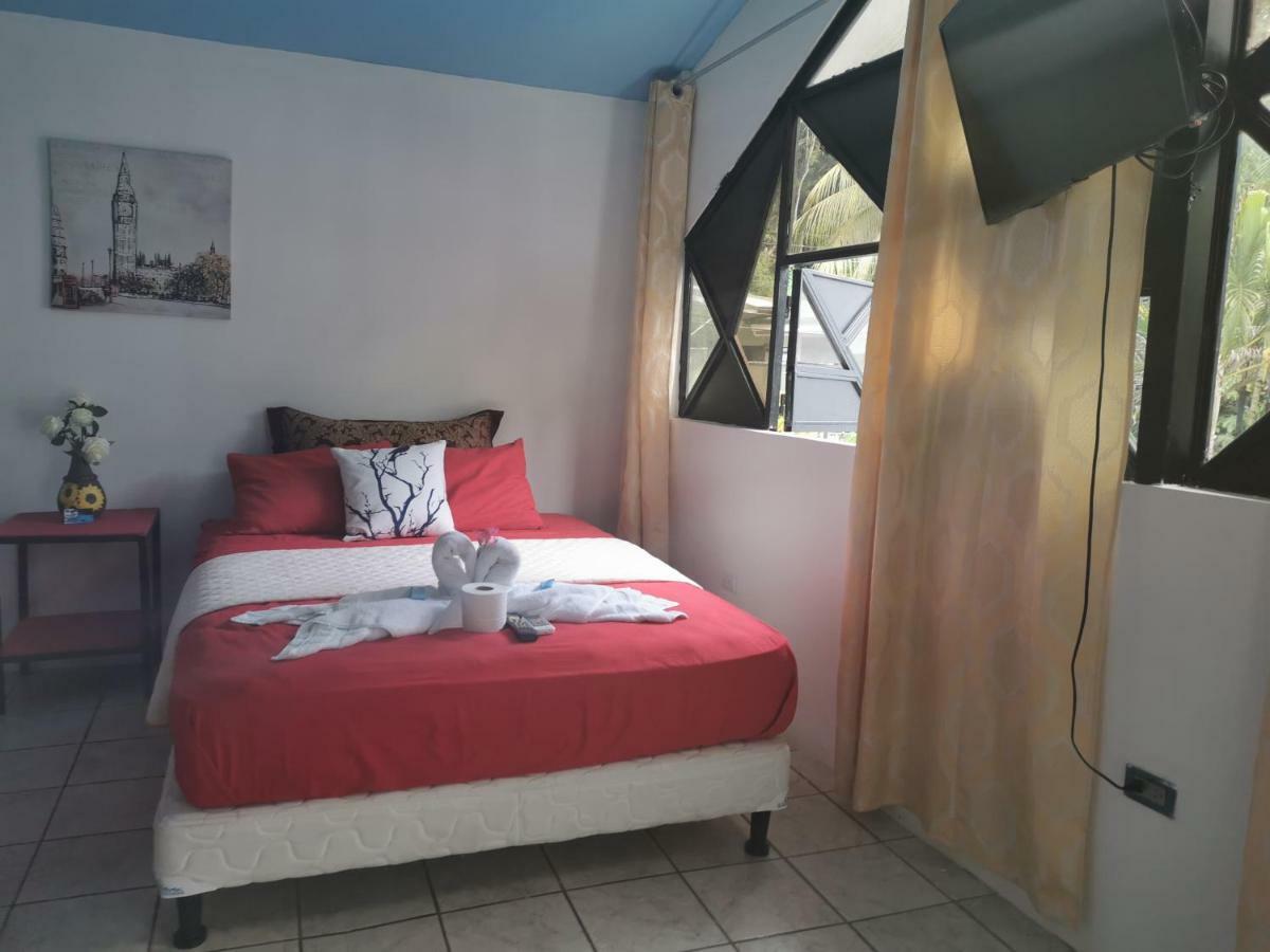 Cabinas Cafe Del Mar Hotel Manuel Antonio