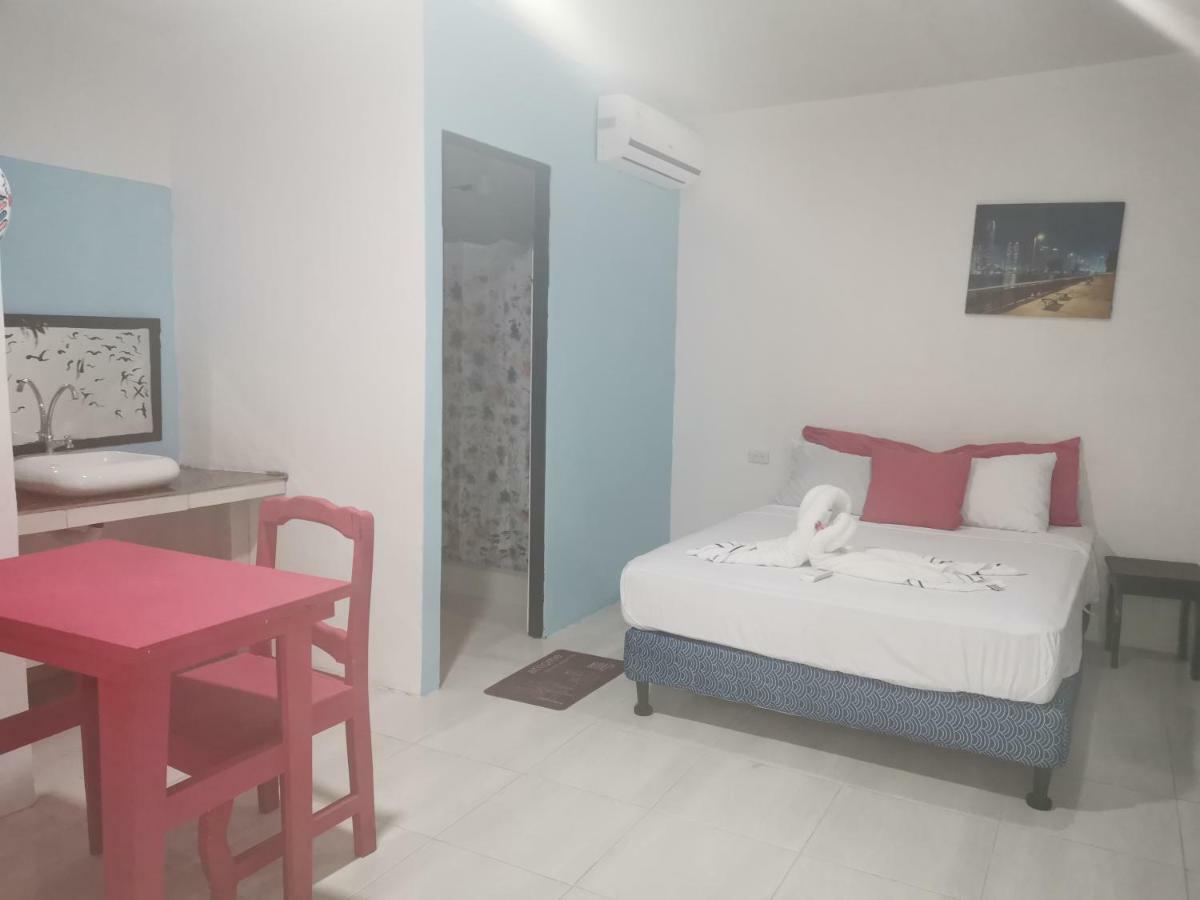 Cabinas Cafe Del Mar Hotel