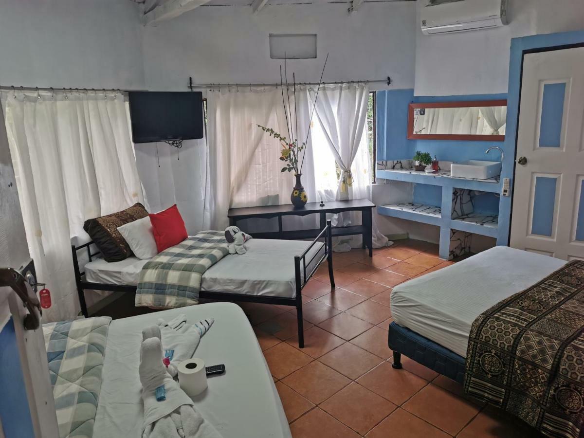 Hotel Cabinas Cafe Del Mar Manuel Antonio