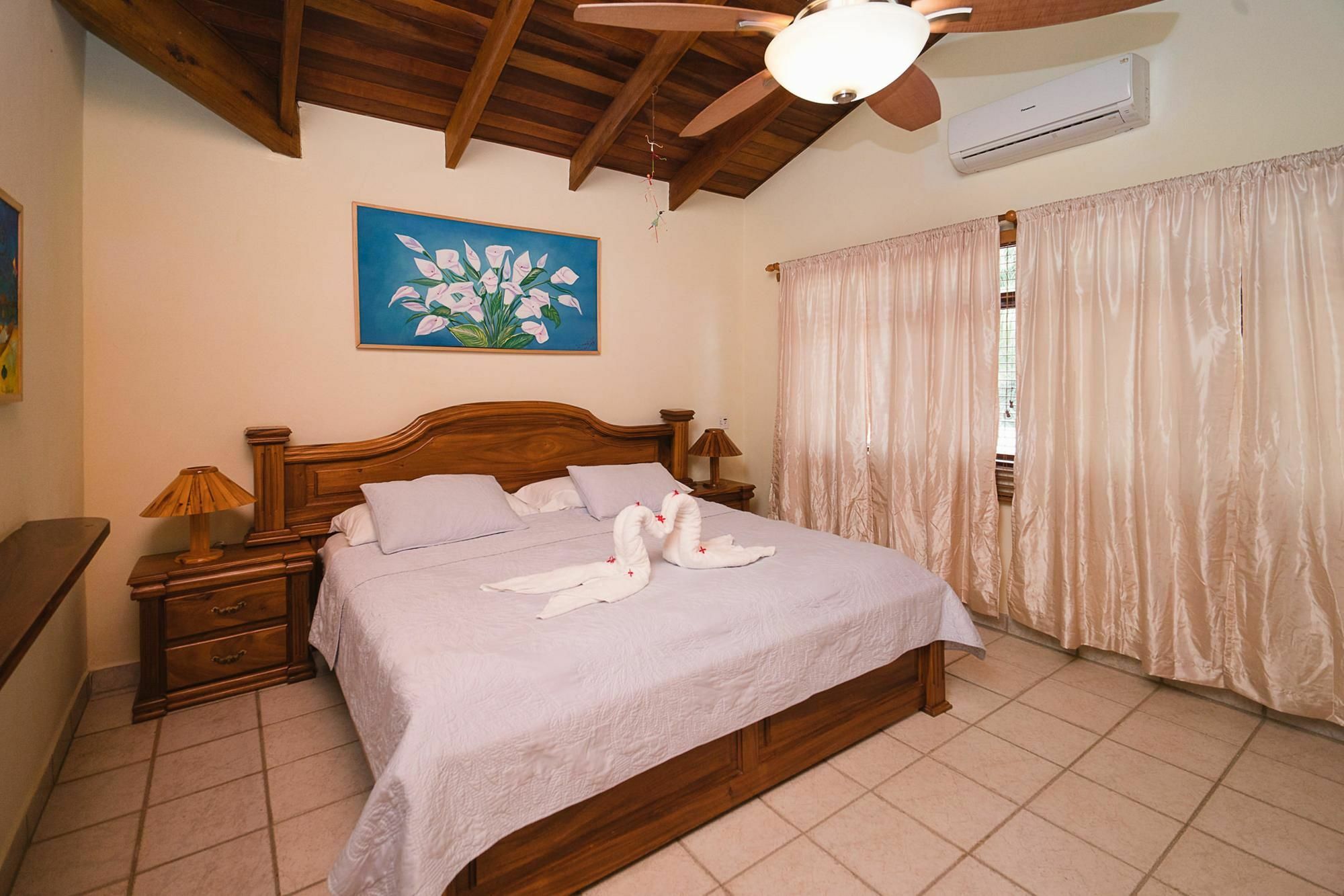 Hotel Casa Sueca - At The Tamarindo