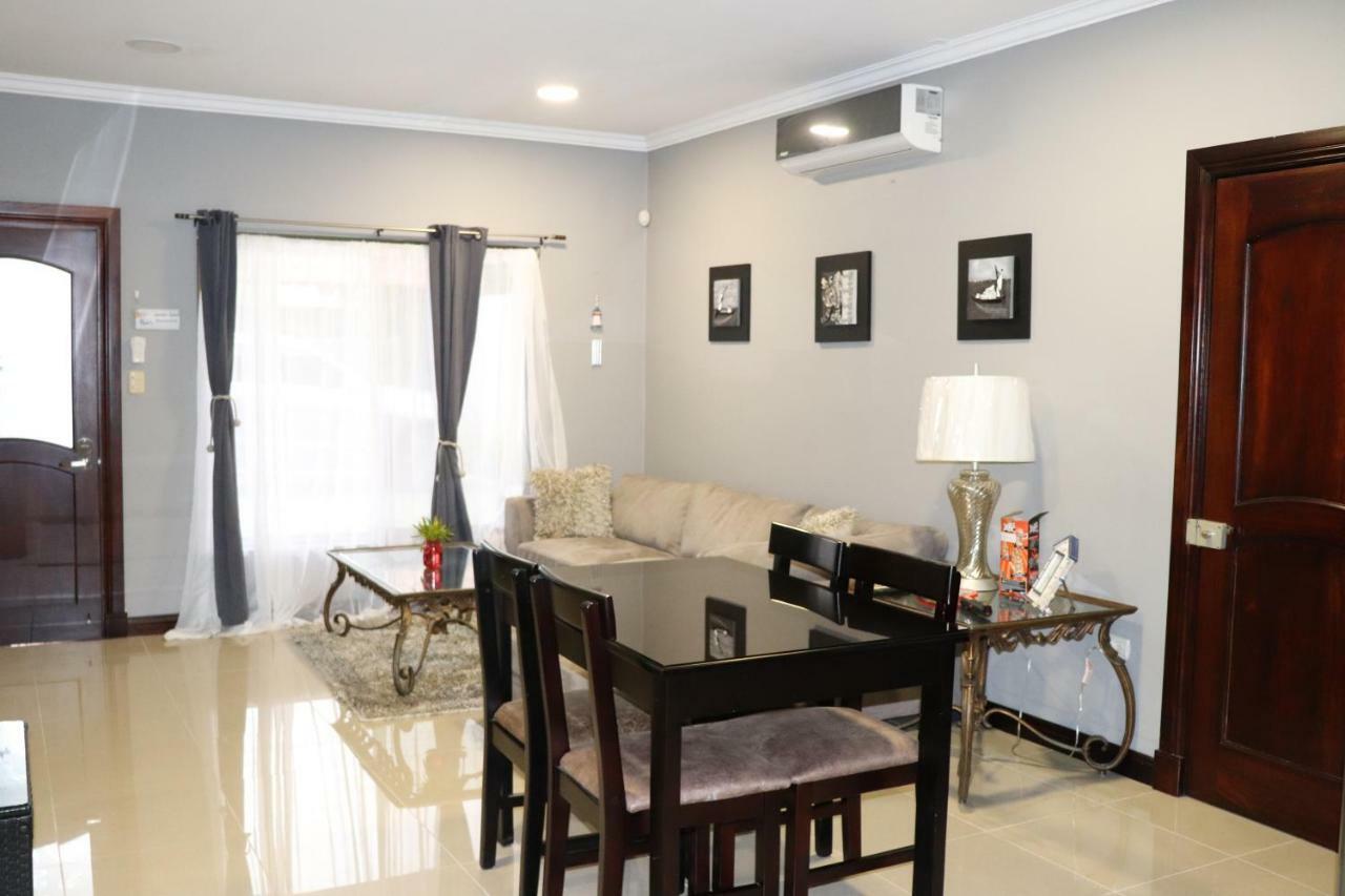 12b Sol Quadplex Apartment *