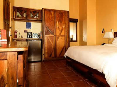 Hotel Si No Resort, And Wildlife Refuge 4*