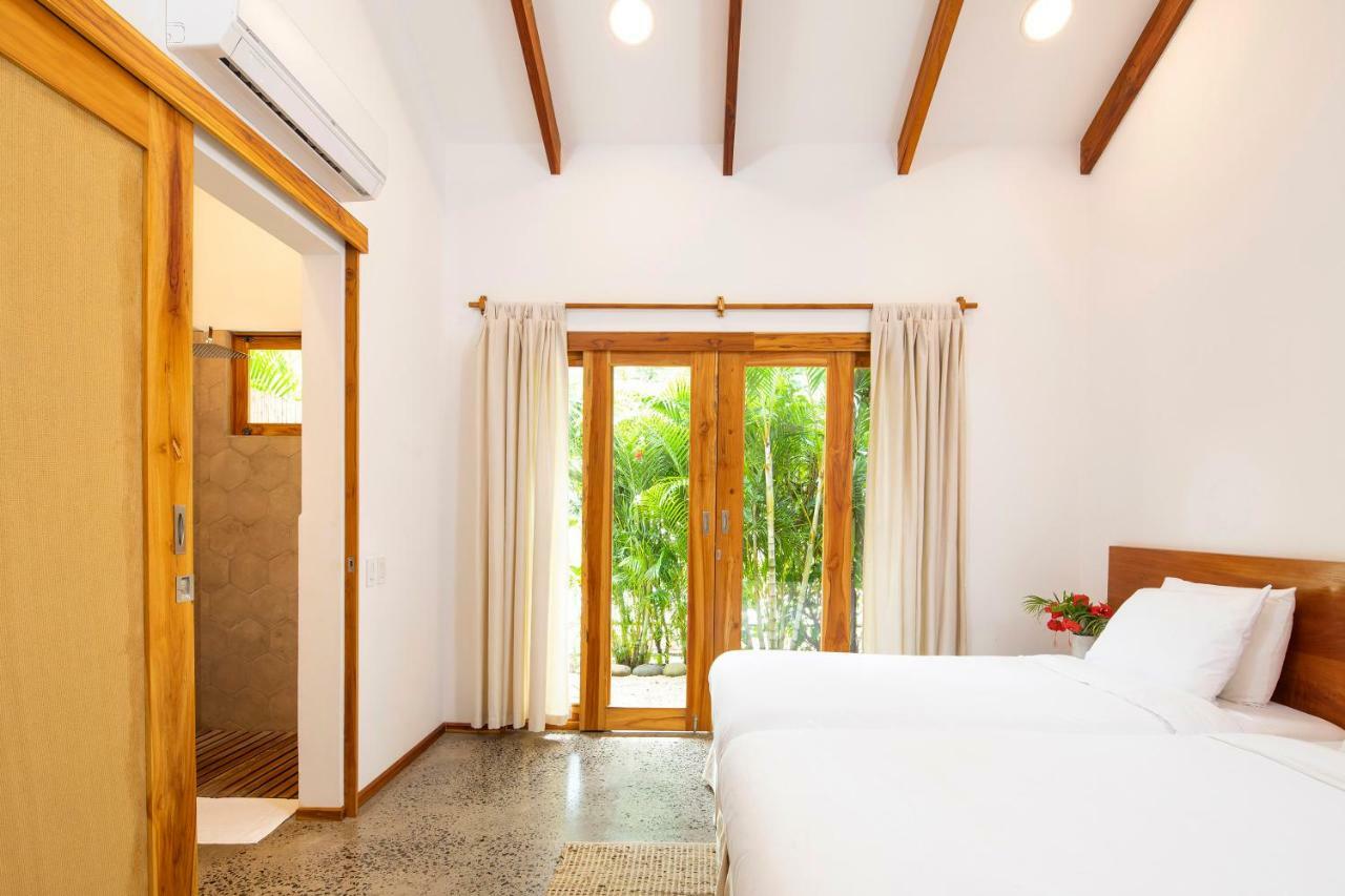 Villas Tropical Villa