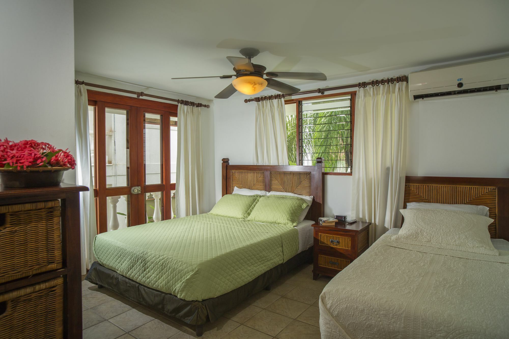 Apartment Paloma Blanca 4d Jaco