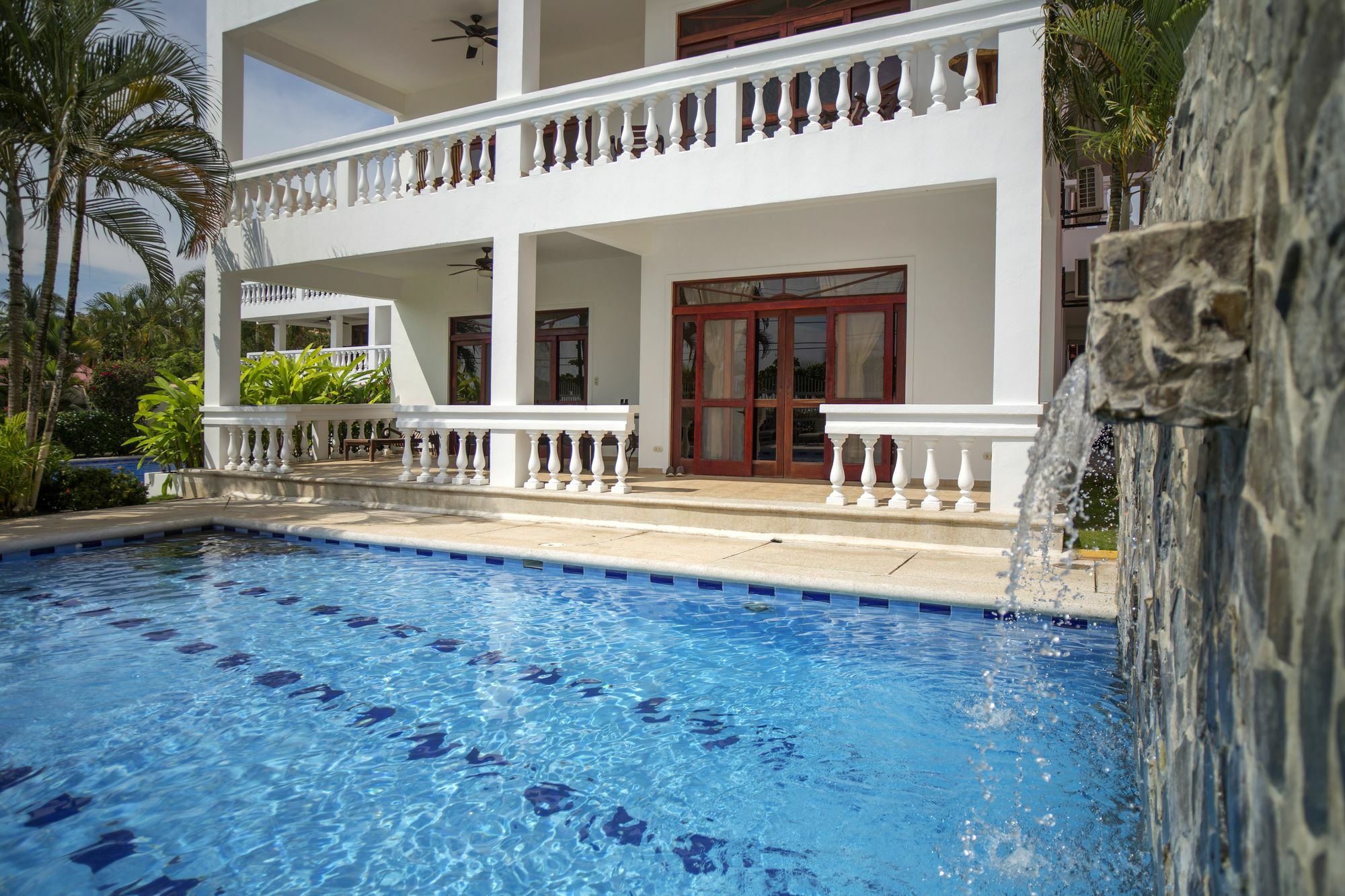 Apartment Paloma Blanca 4d
