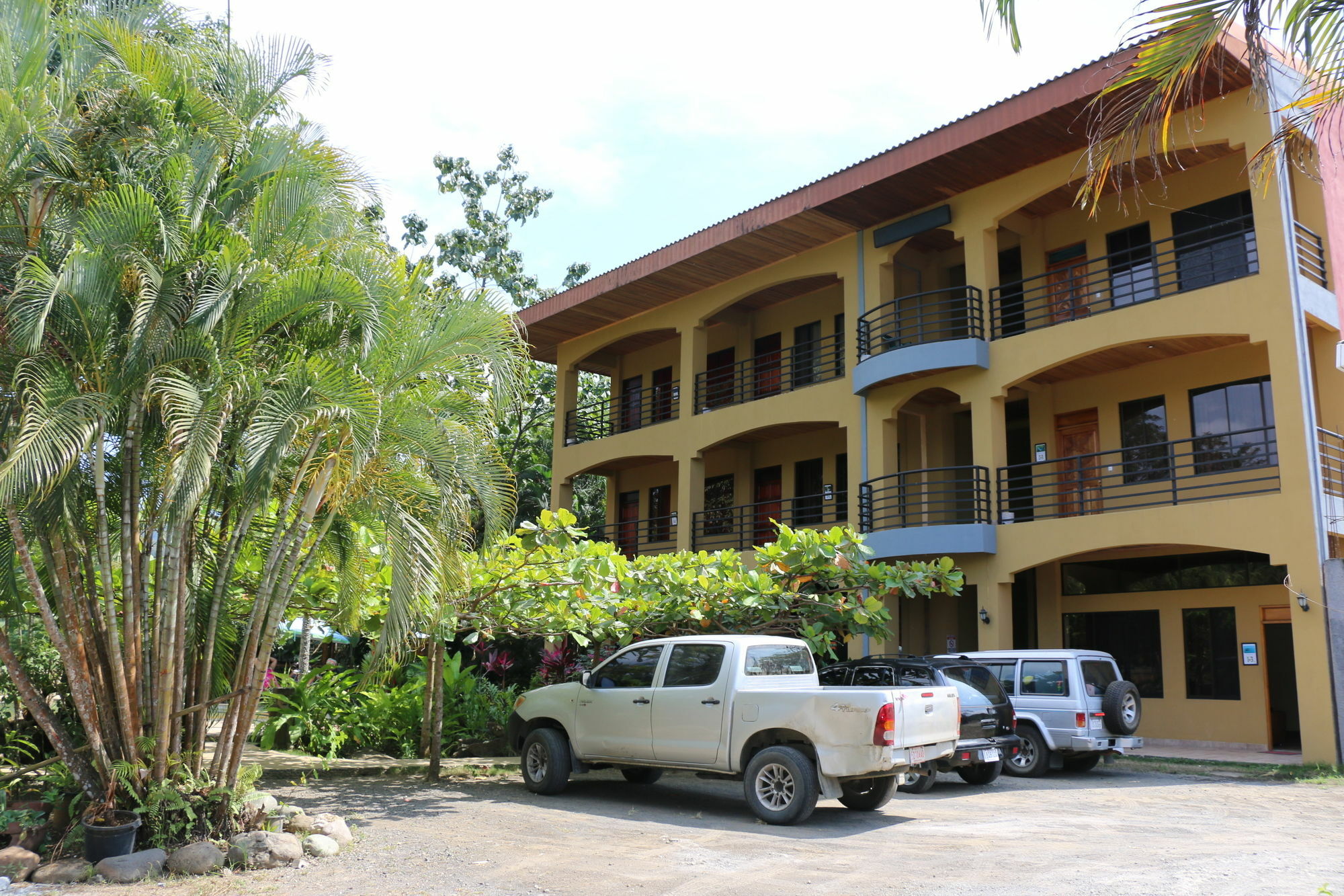 Pacifico Loft Hotel 2*
