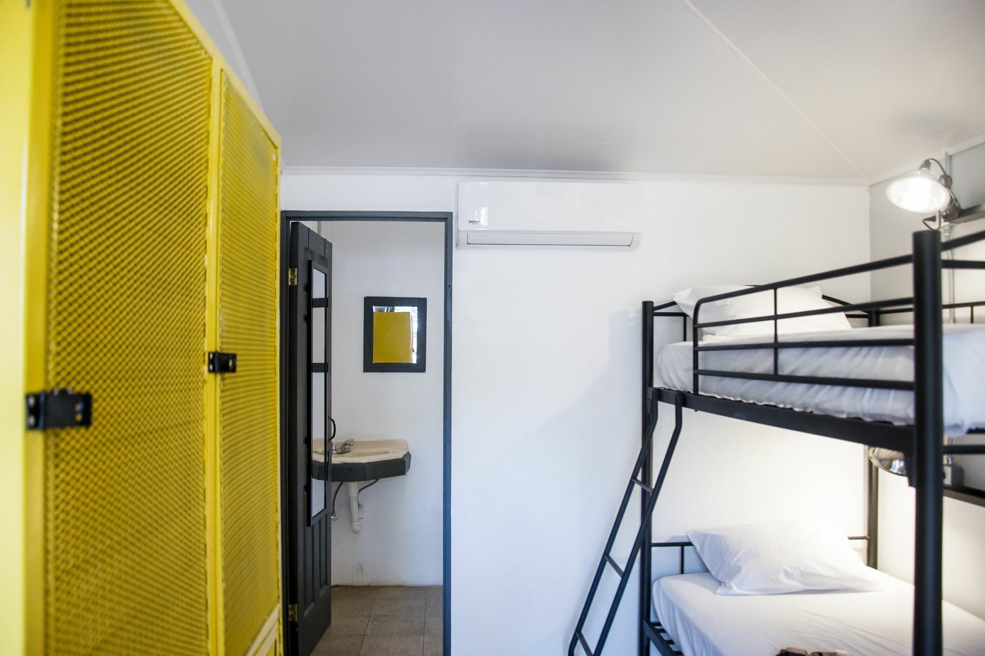 Slumber Party Tamarindo