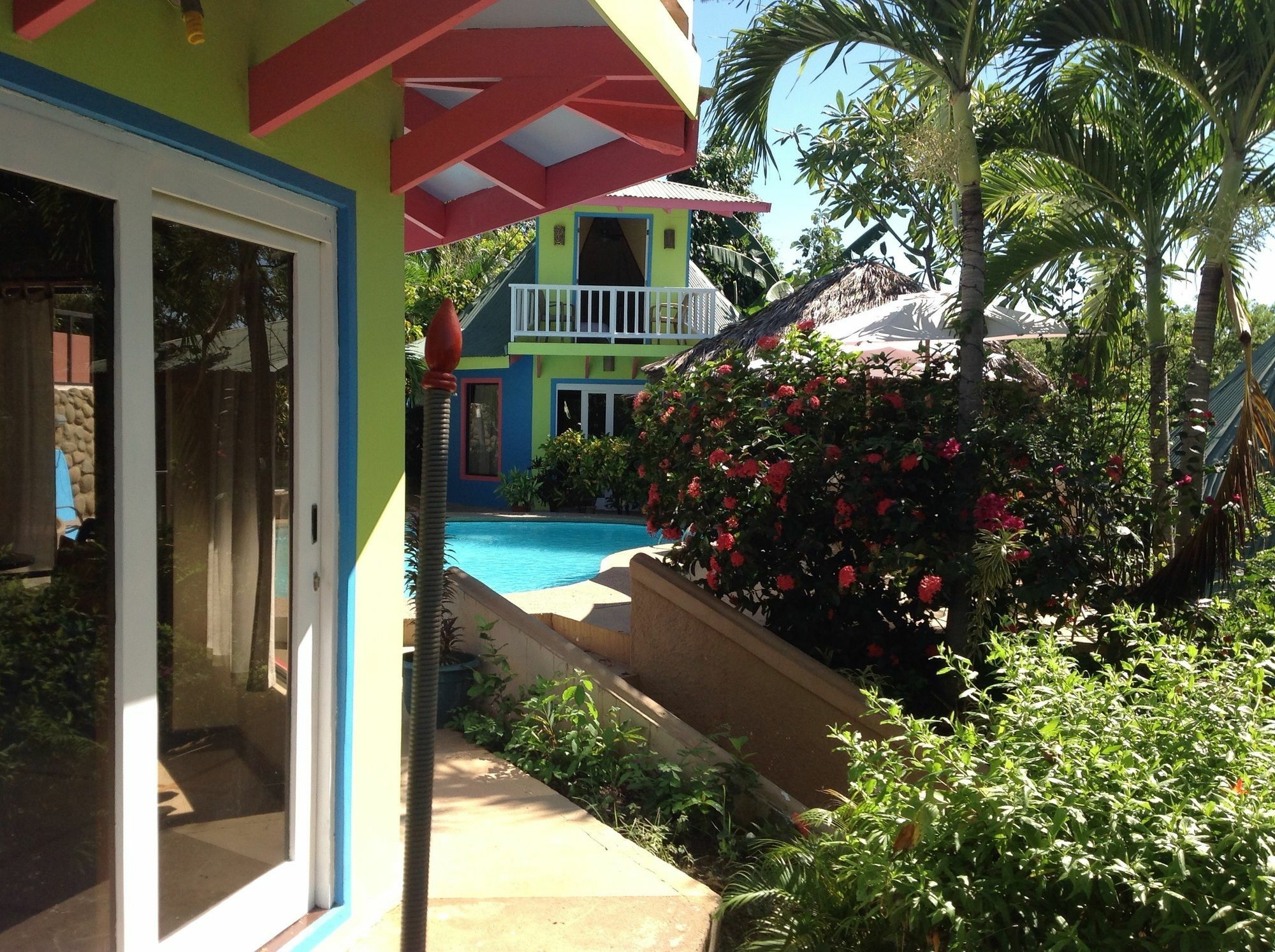 Tamarindo Village Hotel