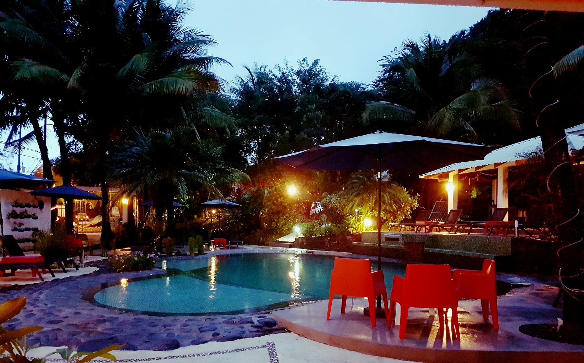 The Place 3* Carmen (Puntarenas)