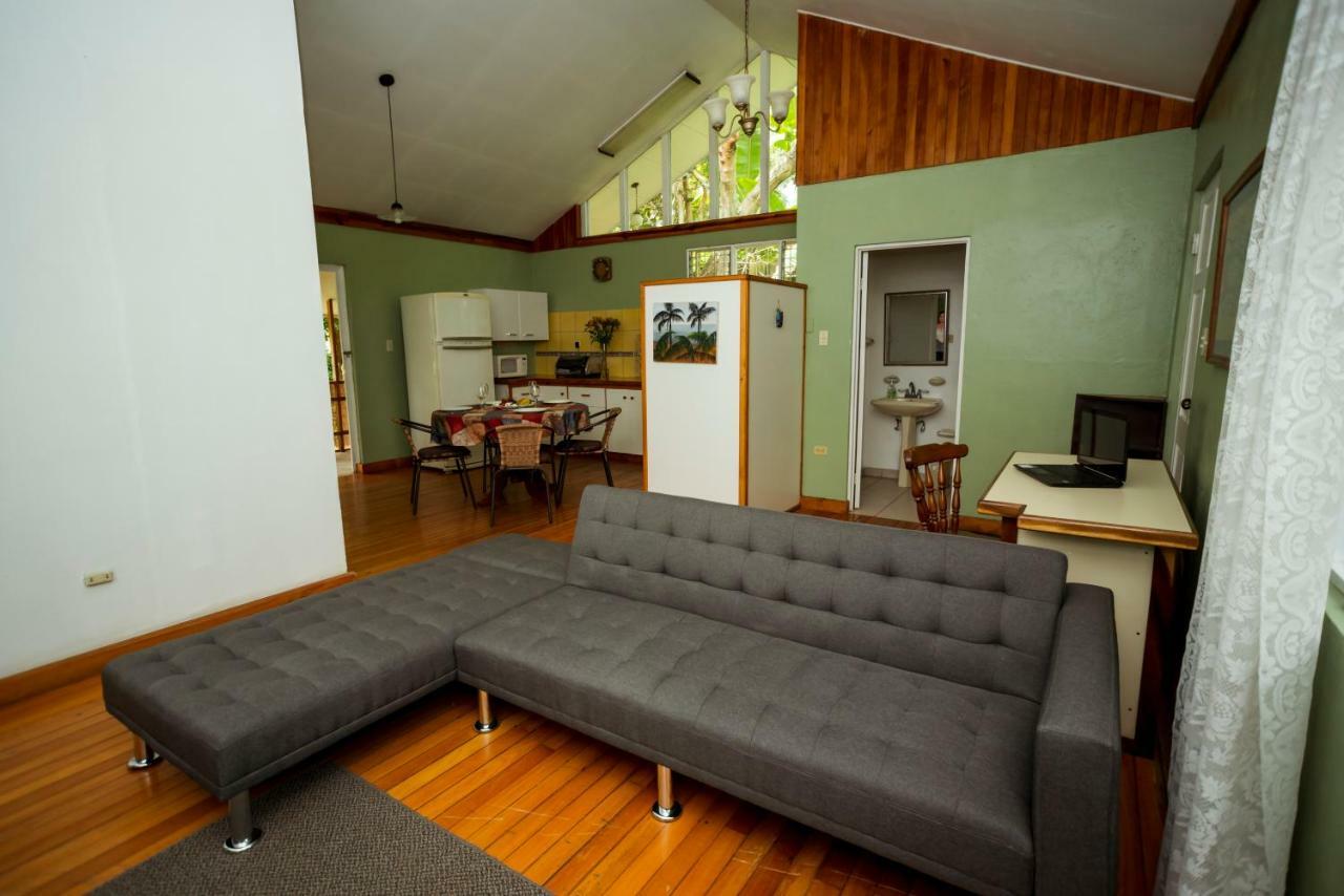 Casa De Piedra Escazu Guest house *