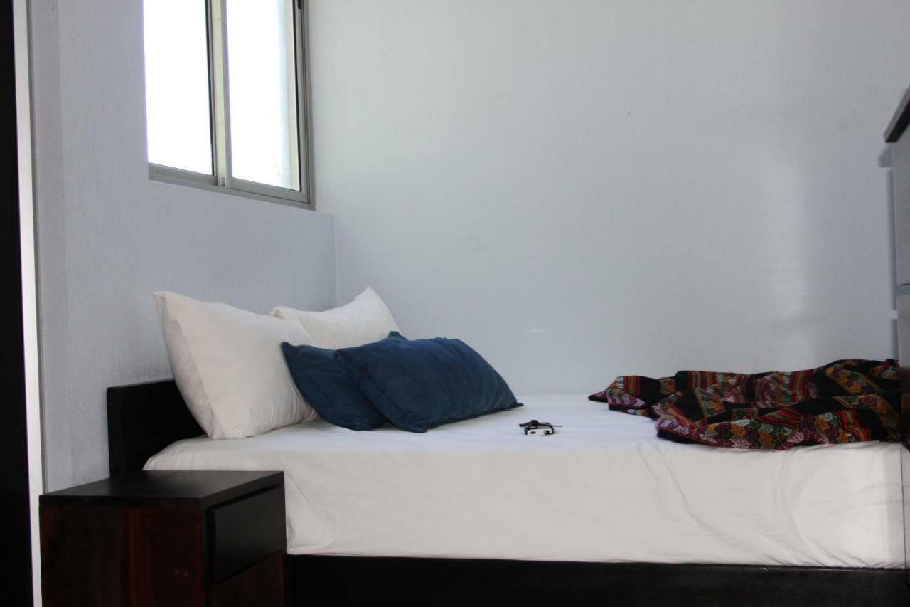 Room2board And Surf School Jaco